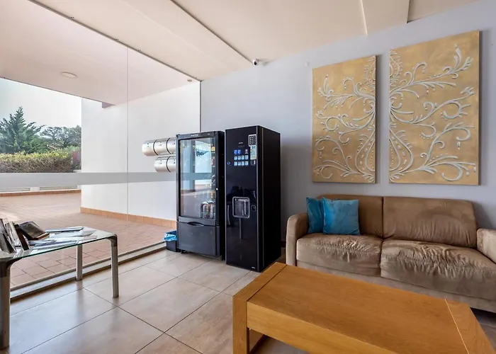 Villa Doris Apartamento @ Praia Dona Ana, Lagos